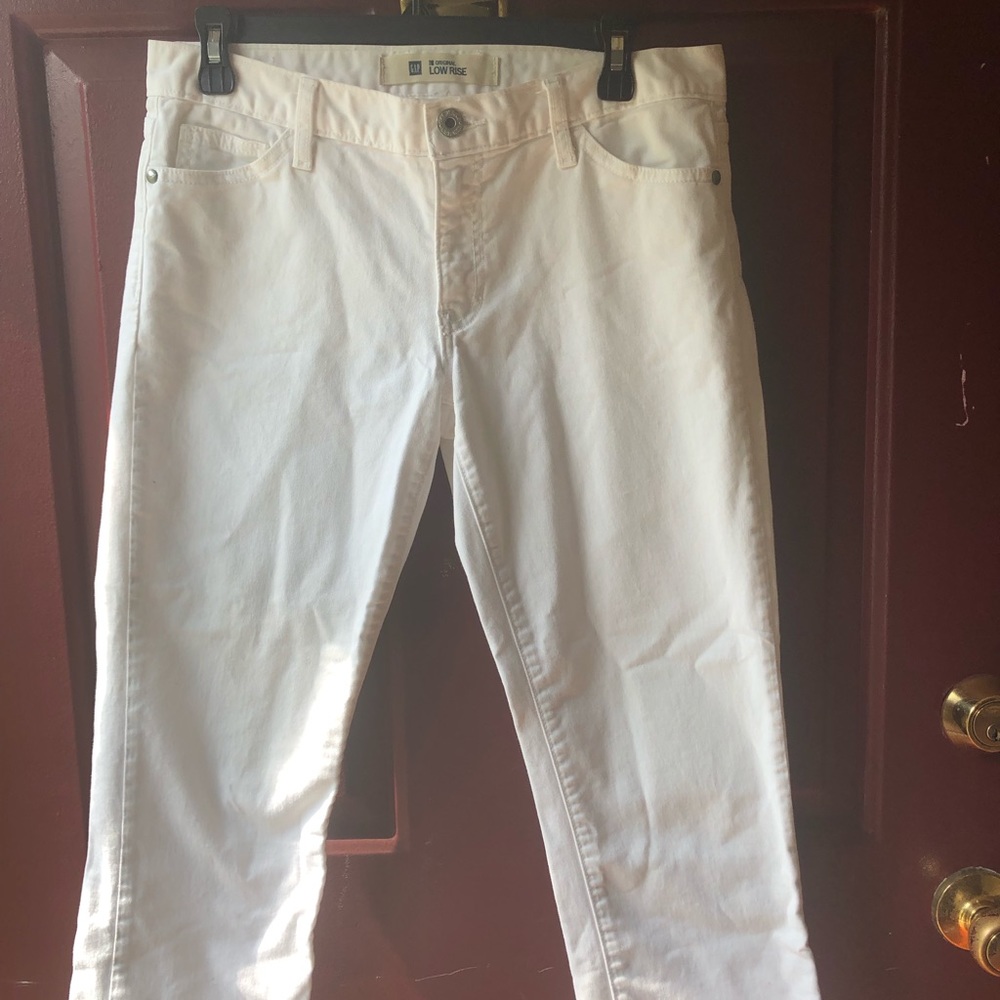 Gap Original Low Rise Women's White Jeans- Size 8.